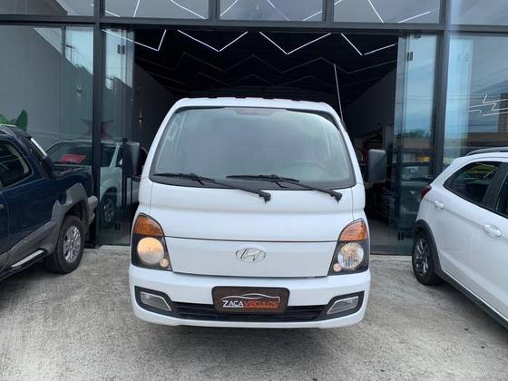 HYUNDAI HR 2.5 LONGO SEM CAÇAMBA 4X2 16V 130CV TURBO INTERCOOLER DIESEL 2P MANUAL